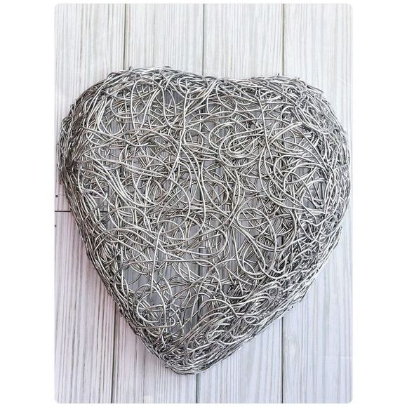 Heart Twist Wire Mesh Basket. Metal Basket Or Bowl. - Picture 4 of 5